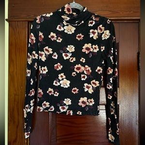 Forever 21 long sleeve top, Size M